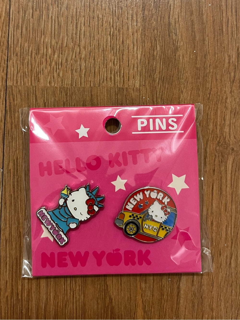New York limited edition hello kitty pins